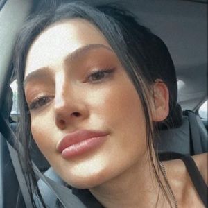 Meet your Posher, Nellie